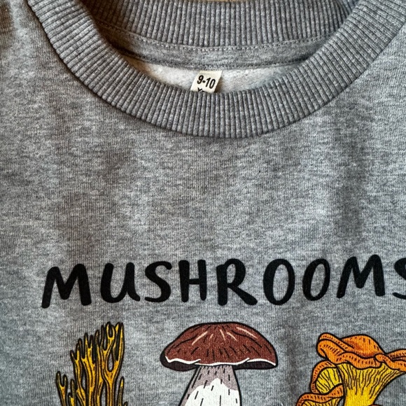 Organic Cotton Mushroom Sweatshirt – Kids 9/10 – NWOT - Picture 3 of 7